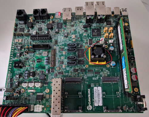 ../../../_images/cavium_cn81xx_sff_evb.jpg